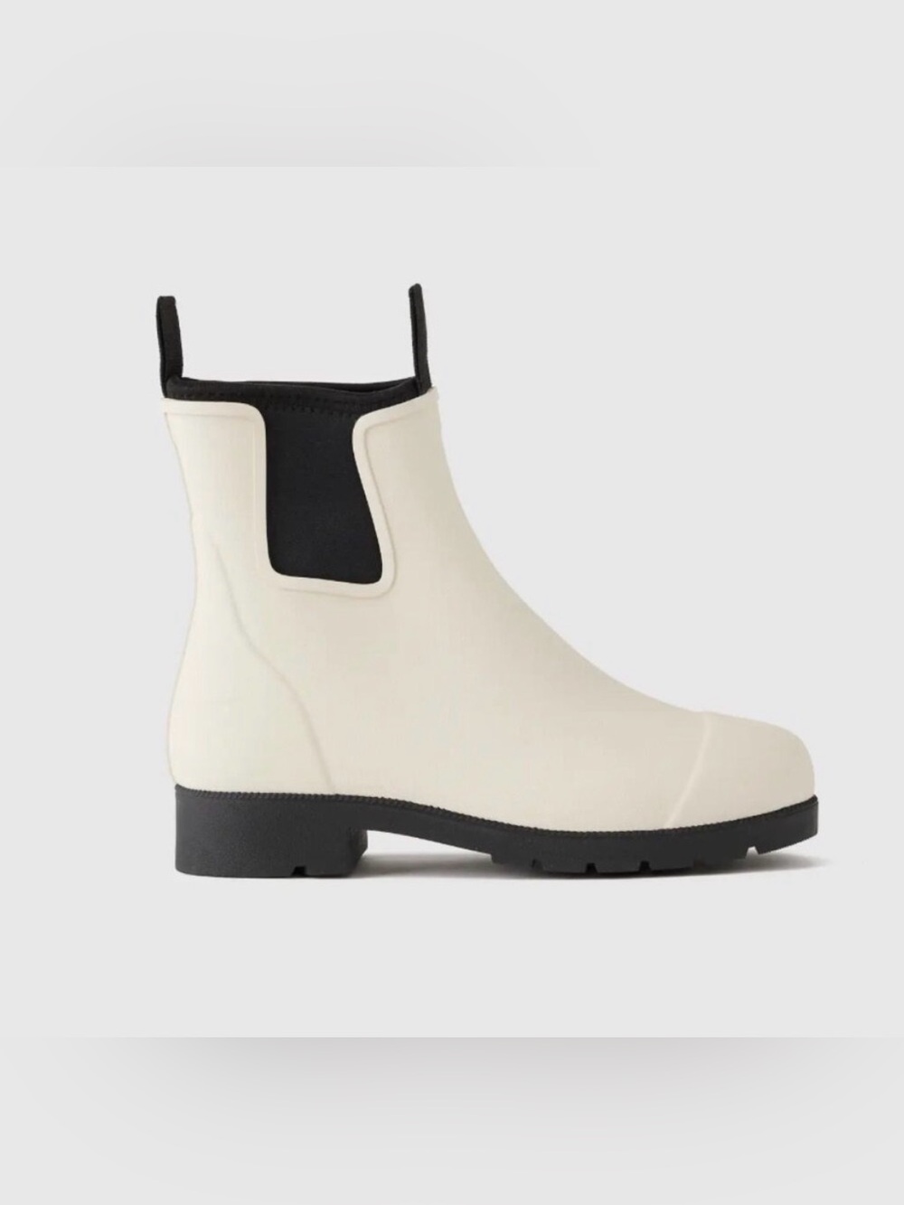 Quince Cream Chelsea Rain Booties with Black Trim NEW Size 9